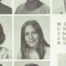 Sheri Akins' Classmates profile album
