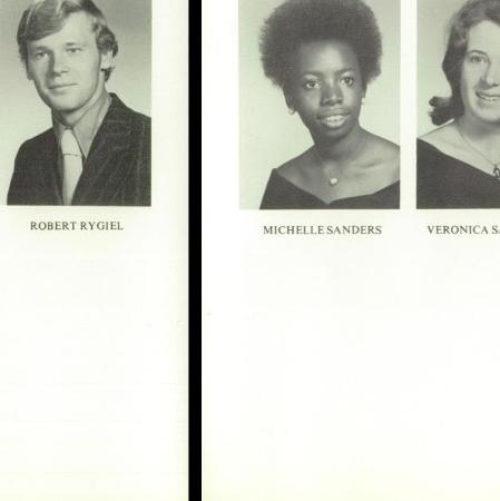 Michelle Washington's Classmates profile album