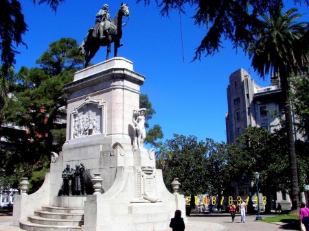 Barry Shelton's album, Montevideo, Uruguay