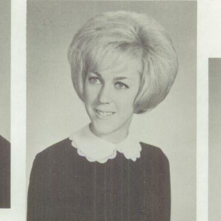 Elaine Maskell's Classmates profile album