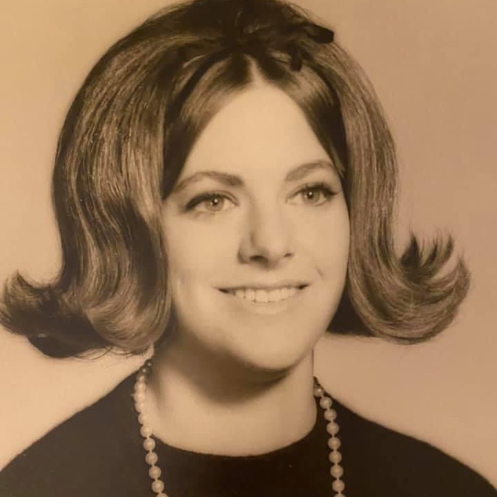 Lynn Hoffman Harden's Classmates profile album