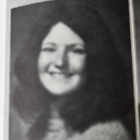 Lynn Klees' Classmates profile album
