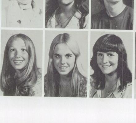 Wendy Larson's Classmates profile album