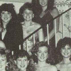 Beverly Brown's Classmates profile album