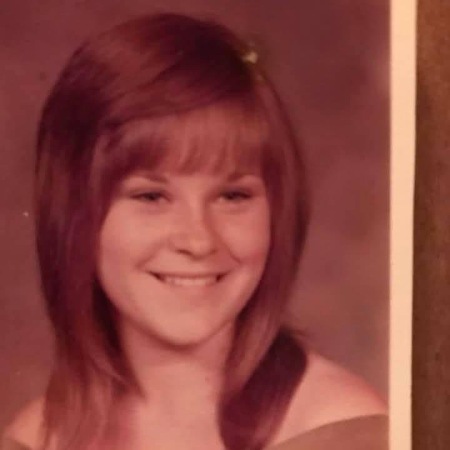 Debbie Crabb's Classmates profile album