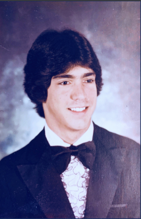 Wayne Maloney's Classmates profile album