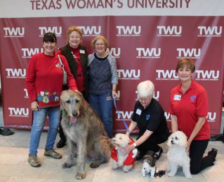 Marilyn Goff brings therapy dogs to TWU