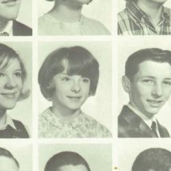 Jeanne Meddaugh's Classmates profile album