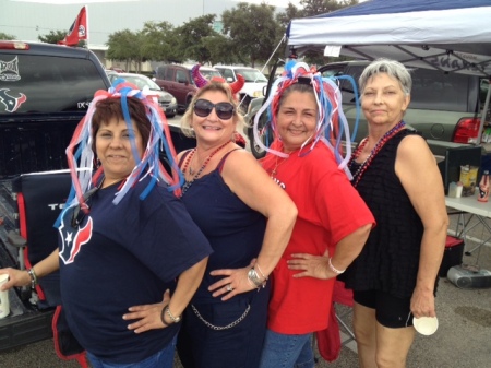 Pilar, Cathy, Carmen, Sheryl 2013 Texans game 