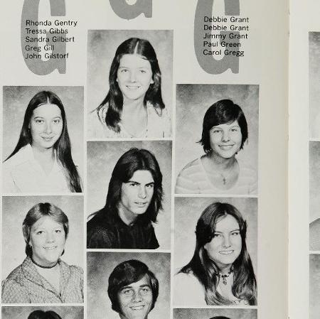 Linda Clark's Classmates profile album