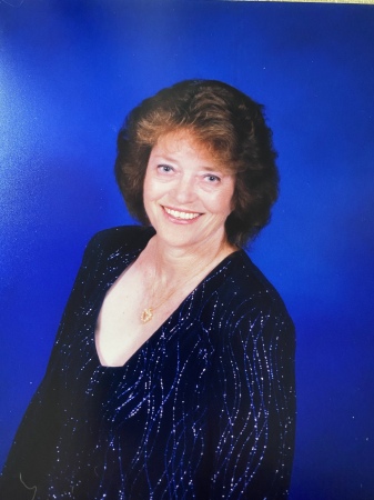 Elizabeth Miner's Classmates® Profile Photo