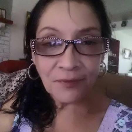 loretta chacon's Classmates® Profile Photo