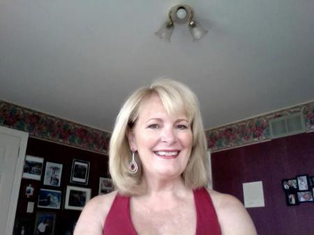 Linda Gross's Classmates® Profile Photo