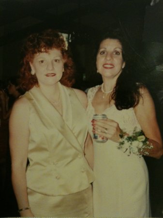 Linda & Rosanna sister 1994