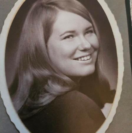 Vicki Phillips's Classmates® Profile Photo