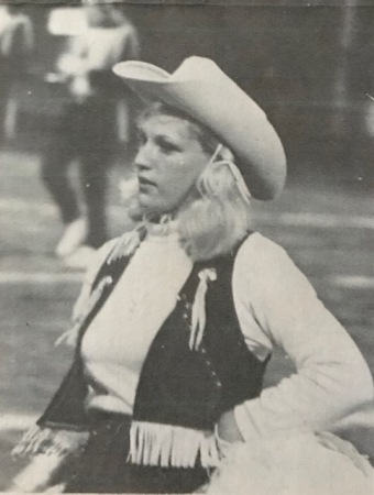 Riderettes halftime show