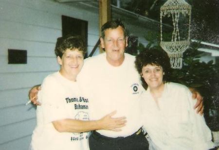 Cousin Sue, cousin Ben & me (Jeane)   1986