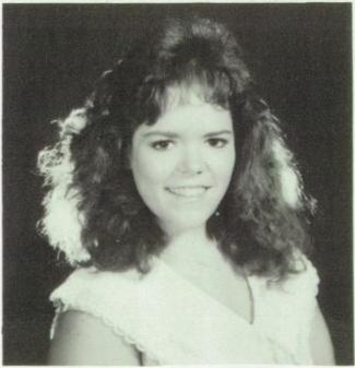 Lori Lucas' Classmates profile album