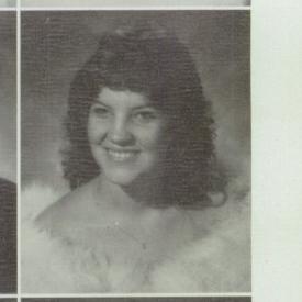 Tammy Hoops' Classmates profile album