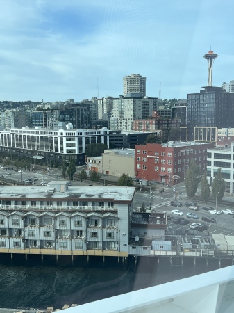 Edgewater Hotel and Spaceneedle, Seattle, WA. 