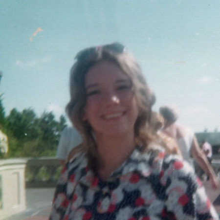 Donna Bell's Classmates profile album