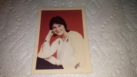 Lori Gunn's Classmates profile album