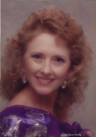Beth Kadera's Classmates® Profile Photo