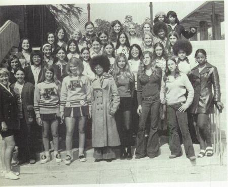 Dawna Zimbalist's Classmates profile album