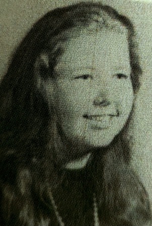 Maureen Mitchell's Classmates profile album