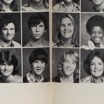 Lynette Miller's Classmates profile album