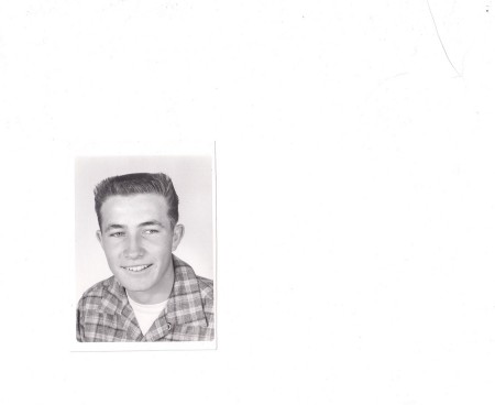 Clarence 'Ed' Rust's Classmates profile album