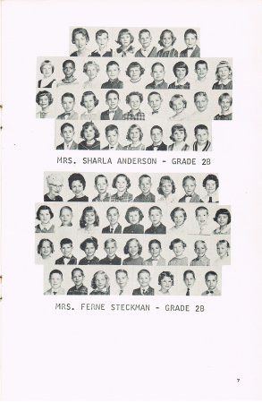 Jeff Smith's album, School 71 1961-62 class pictures