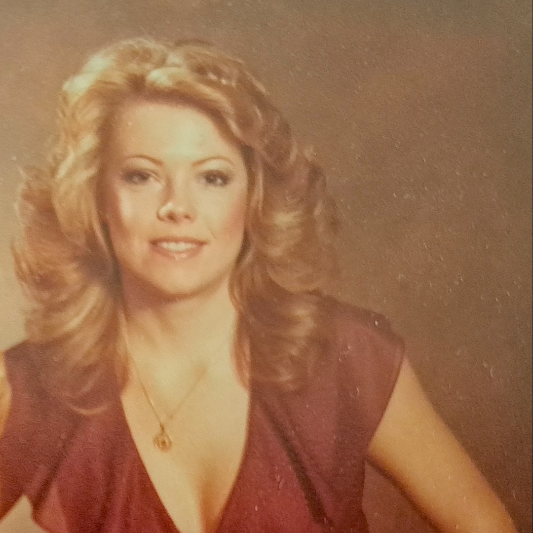 Sandra Woffington's Classmates profile album