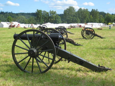 Civil War reenactment near the Chehalis River.