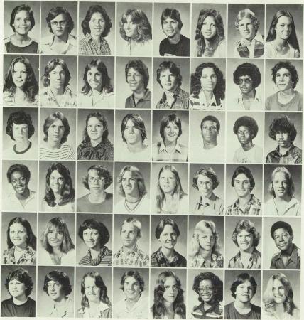 Darlene Robillard's Classmates profile album