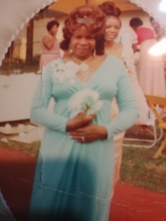 Marlene Robinson's Classmates profile album