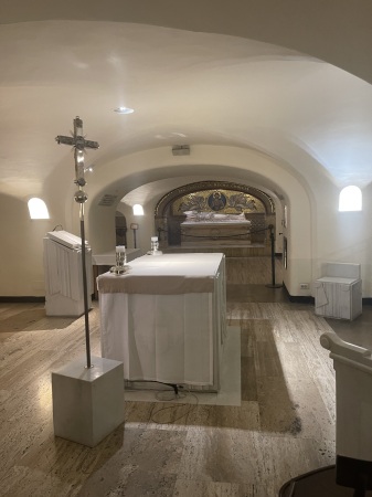 Pope's Underground Crypt Chapel St. Peter's