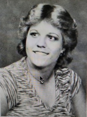 Darlene Murphey-Jones' Classmates profile album