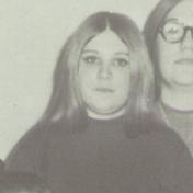 Linda Doss' Classmates profile album