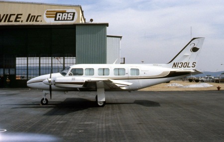 piper Navaho i flew 1976