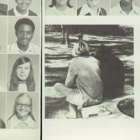 Carolyn Bryant's Classmates profile album