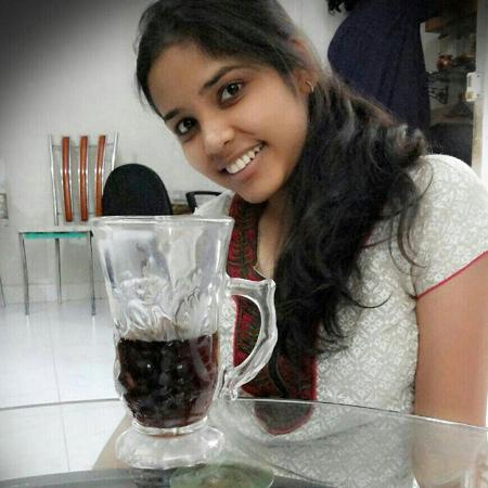 Aarati Deshpande's Classmates® Profile Photo