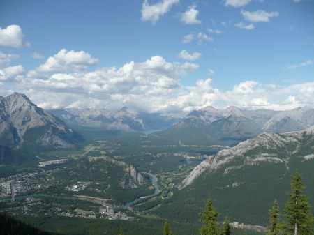 Hiking in Banff, Alberta Canada