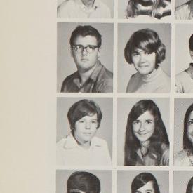 Karen Clarkson's Classmates profile album