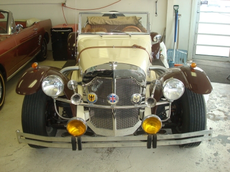 Front of 1934 CUSTOM BUILT classic Mercedes SS100   only 950 ORG MILES