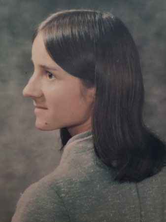 Linda Archer's Classmates profile album