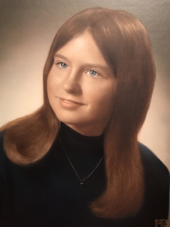 Pam Davis' Classmates profile album