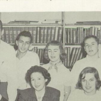 Lois Schechter's Classmates profile album