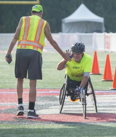 Greeting Wheelchair Winner WKU 10K 092323