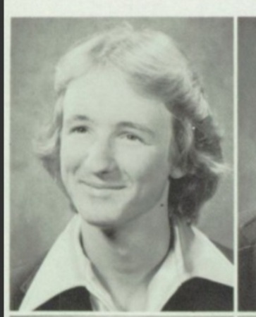 Robert Whitlock's Classmates profile album